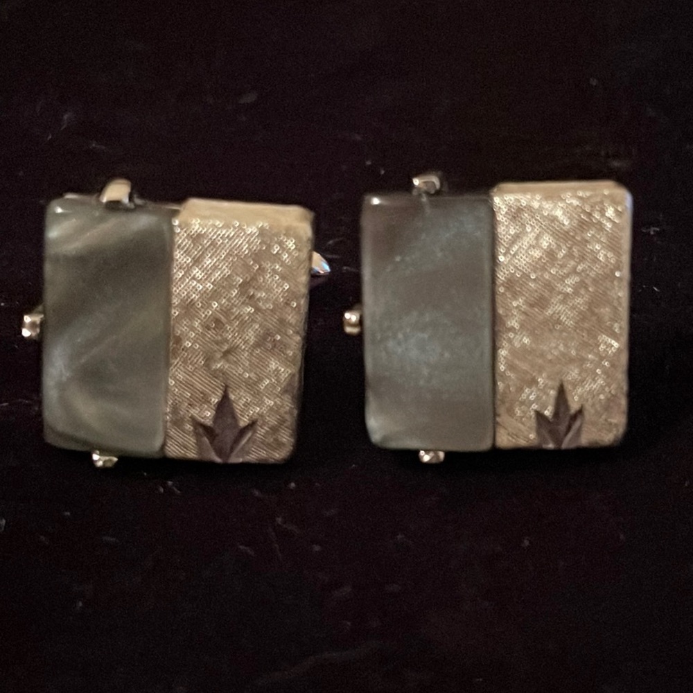 Vintage Swank Fleur De Lis Silver Tone Cufflinks